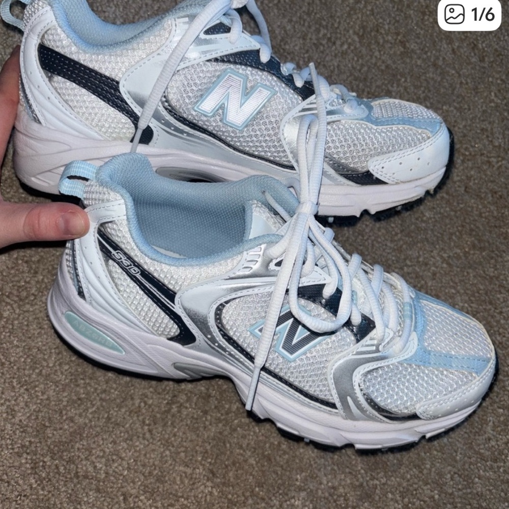 New Balance 530 Women's White and Light Blue Sneakers